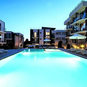 New Line Village Apartment